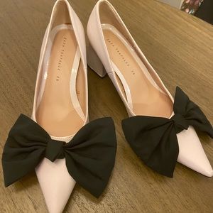 Black bow kitten/short heels.